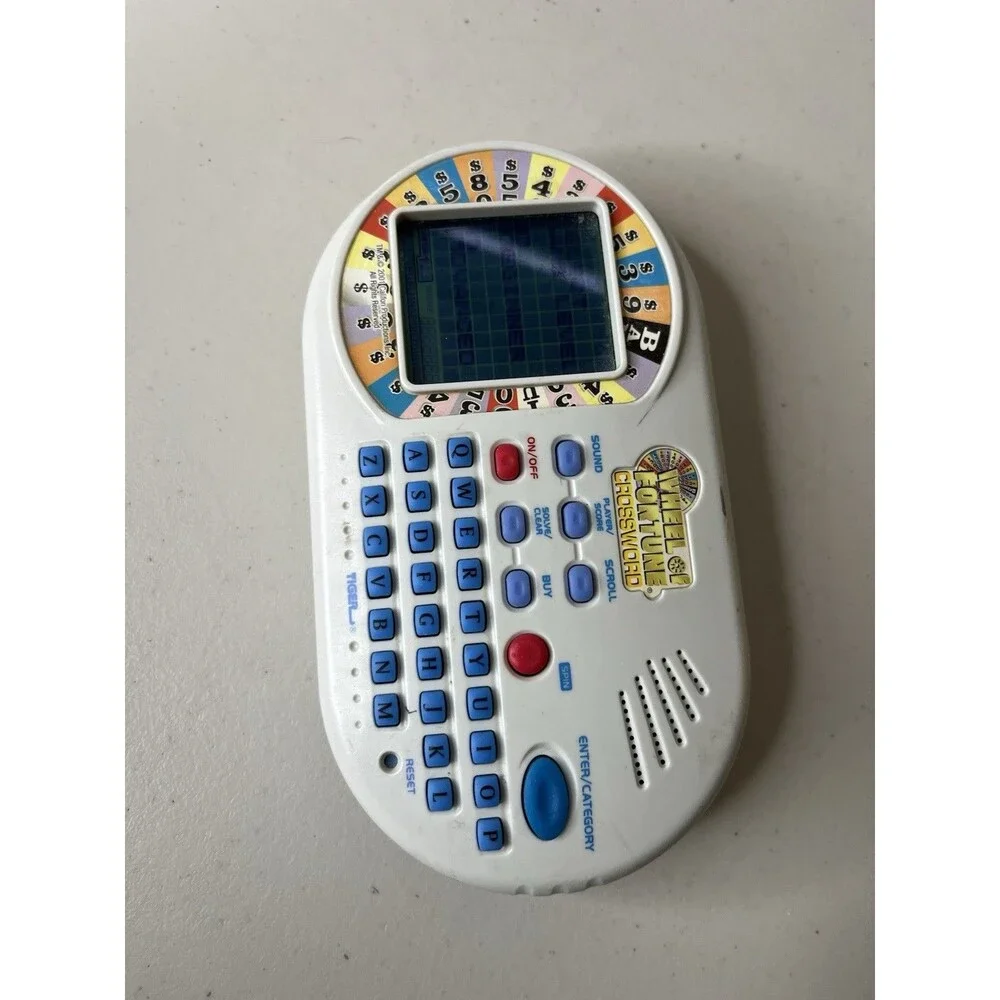 Wheel of Fortune Crossword Tiger Electronics Handheld Game 2002 Hasbro